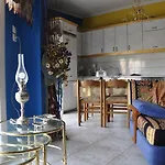 Spacious Apartment *